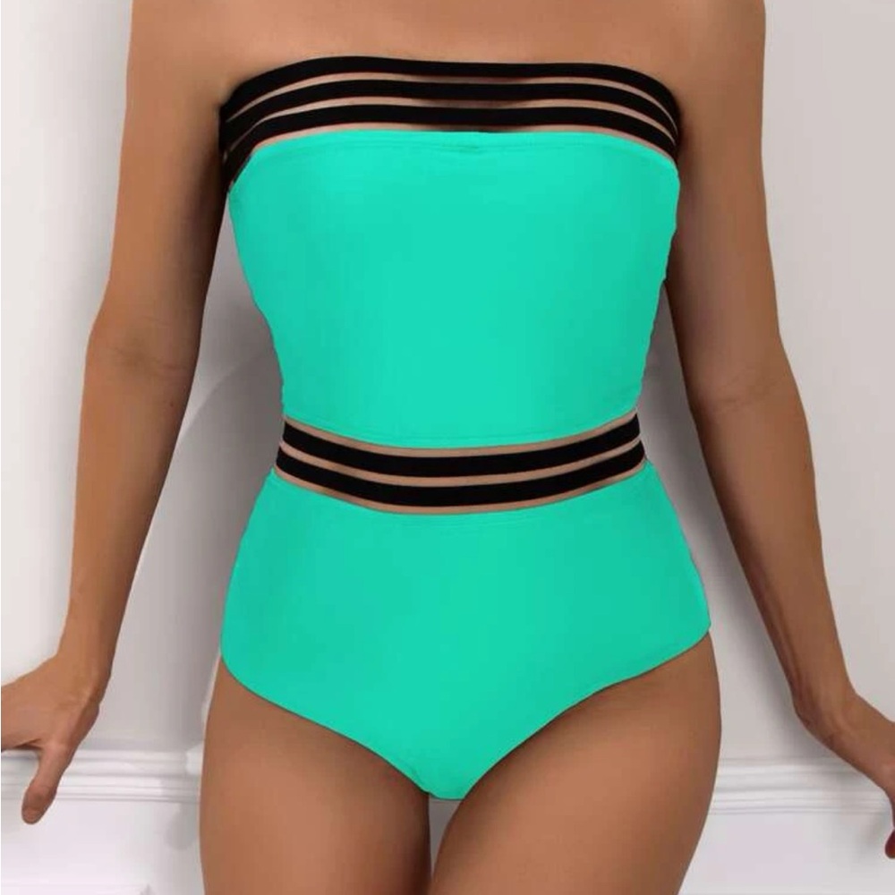 ✨5 for $20✨ Turquoise contrast one piece mesh swimsuit.
